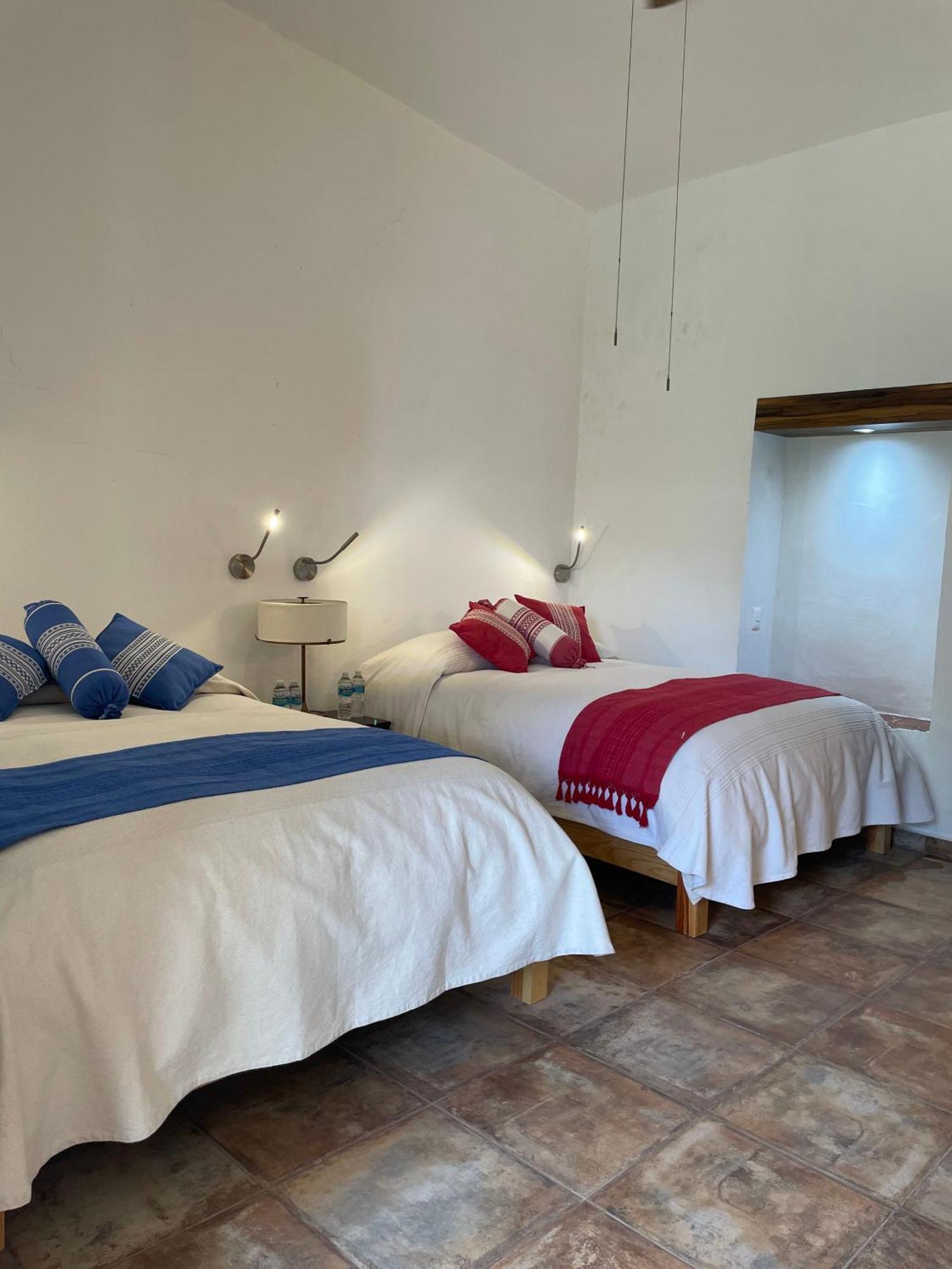 Hotel Casona El Calvario Huichapan Bagian luar foto