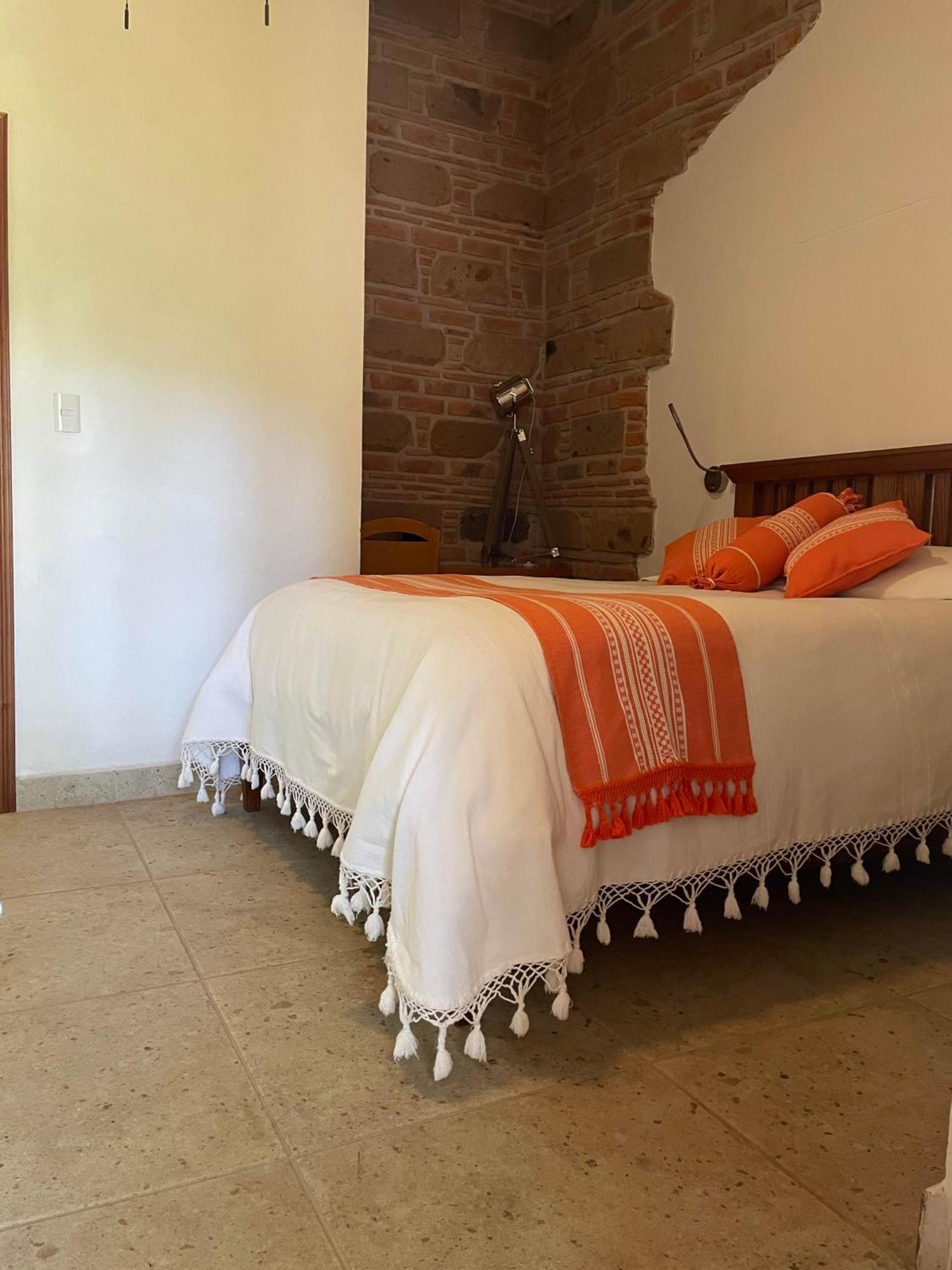Hotel Casona El Calvario Huichapan Bagian luar foto